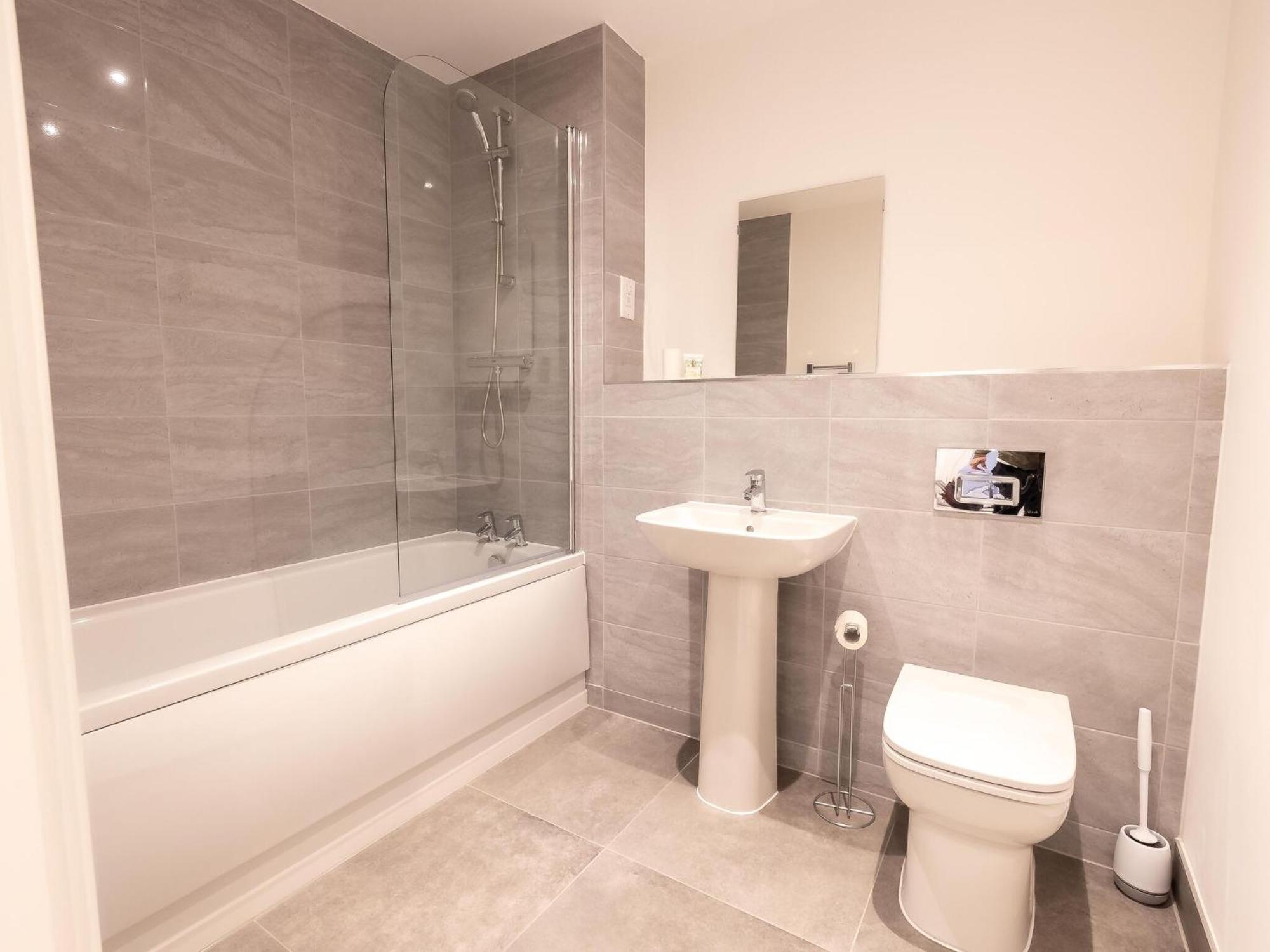 Pristine 1 And 2 Bedroom Apartments Near Business District By Belvilla برمنغهام المظهر الخارجي الصورة